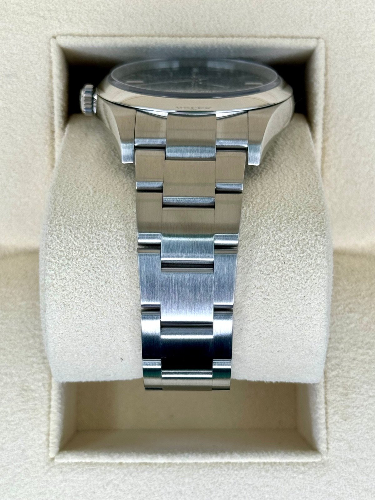 Rolex Oyster Perpetual 39mm 114300 Blue Dial - Image 4