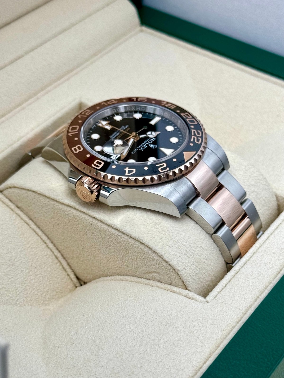 2024 Rolex GMT-Master II “Rootbeer” 40mm 126711CHNR Two-Tone - Image 8