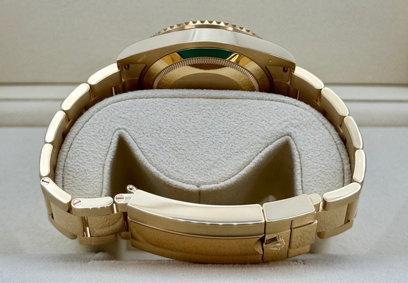2024 Rolex Submariner “Bluesy” 41mm 126618LB Yellow Gold Blue Dial - Image 10