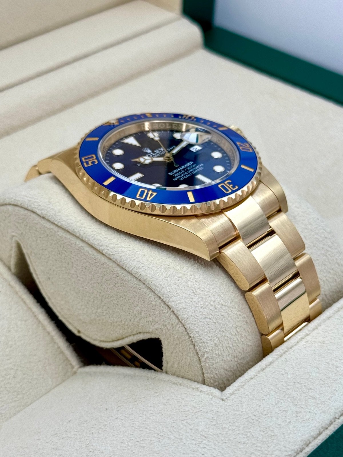 2024 Rolex Submariner “Bluesy” 41mm 126618LB Yellow Gold Blue Dial - Image 5