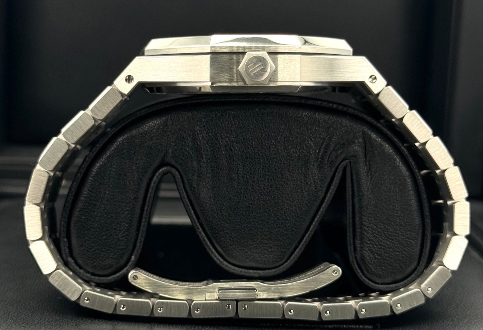 2020 Audemars Piguet Royal Oak 41mm 15500ST Grey Dial - Image 9