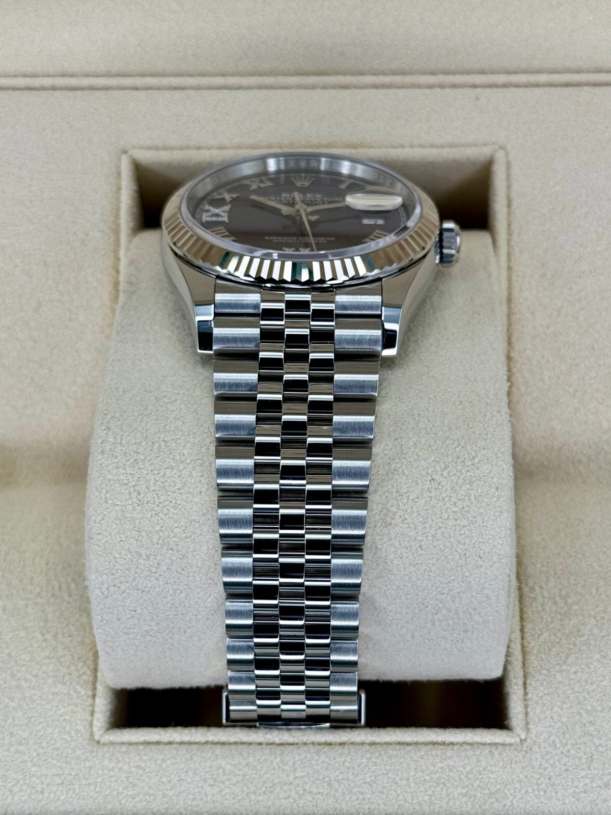 2024 Rolex Datejust 36mm 126234 Stainless Steel Jubilee Purple Dial (Unworn) - Image 2