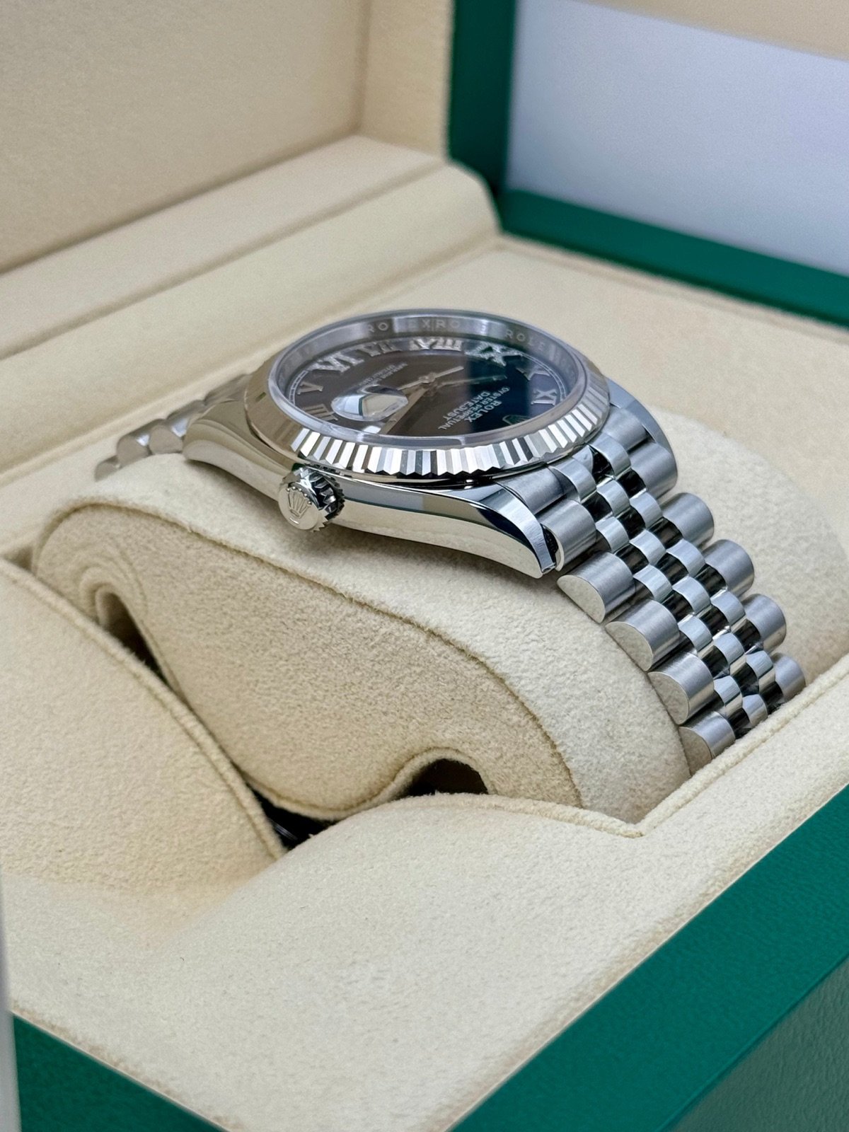 2024 Rolex Datejust 36mm 126234 Stainless Steel Jubilee Purple Dial (Unworn) - Image 7