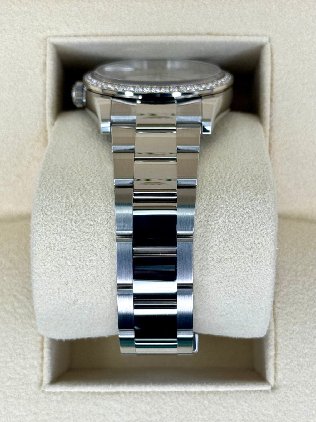 2024 Rolex Datejust 36mm 126284RBR MOP Diamond Dial (Unworn) - Image 4
