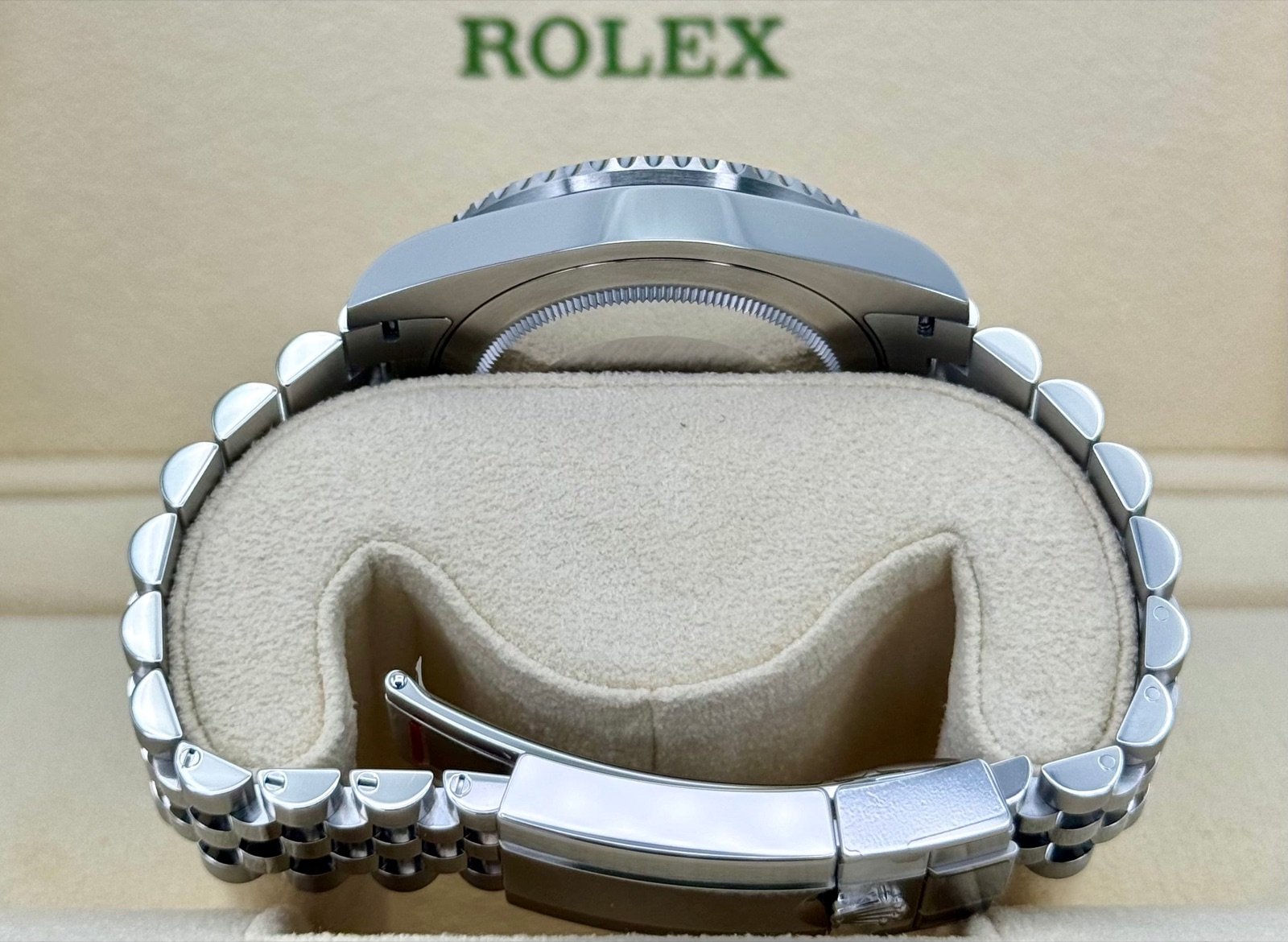 2024 Rolex GMT-Master II “Batgirl” 40mm 126710BLNR Jubilee Black Dial (Unworn) - Image 10