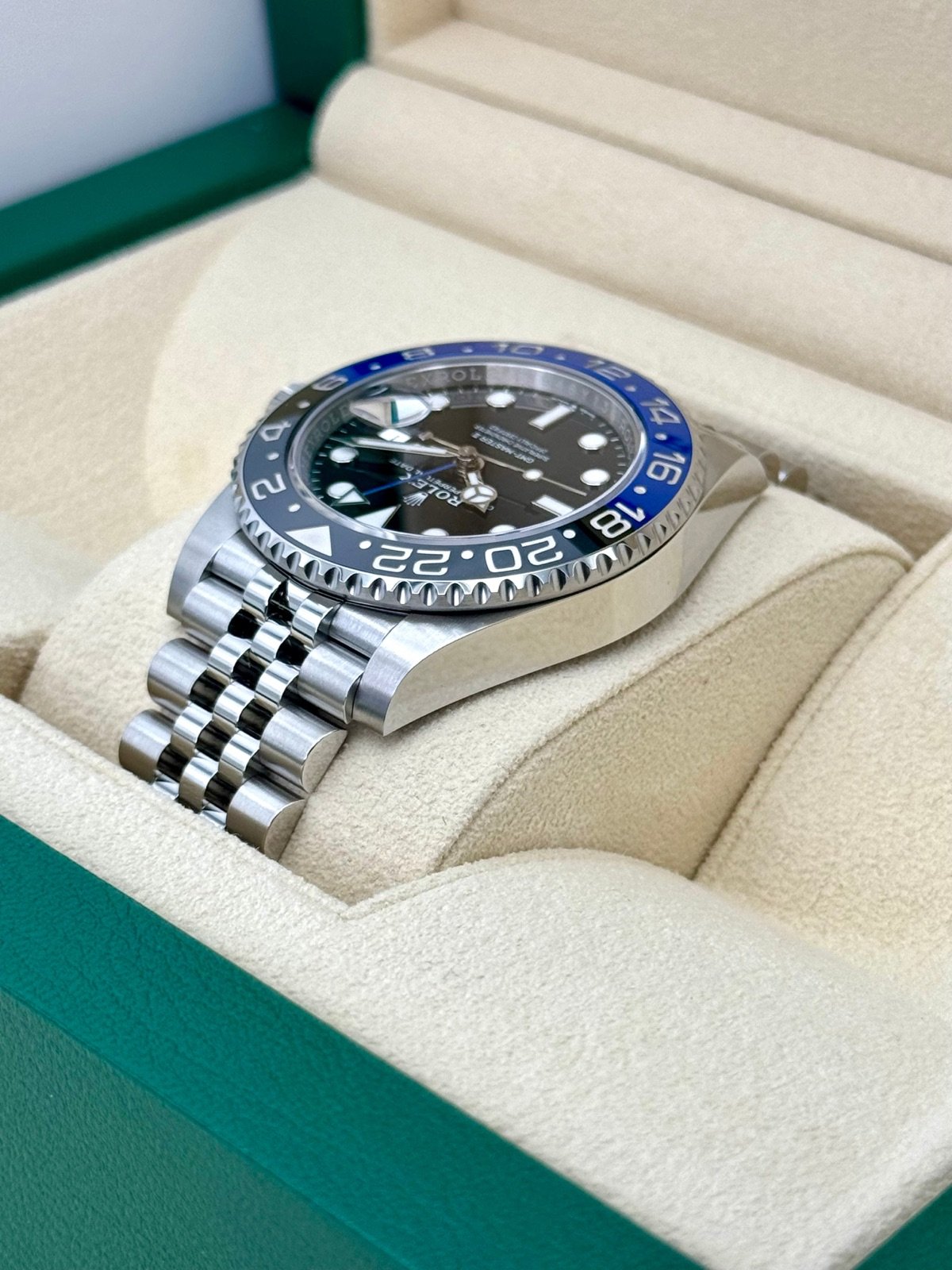 2024 Rolex GMT-Master II “Batgirl” 40mm 126710BLNR Jubilee Black Dial (Unworn) - Image 7