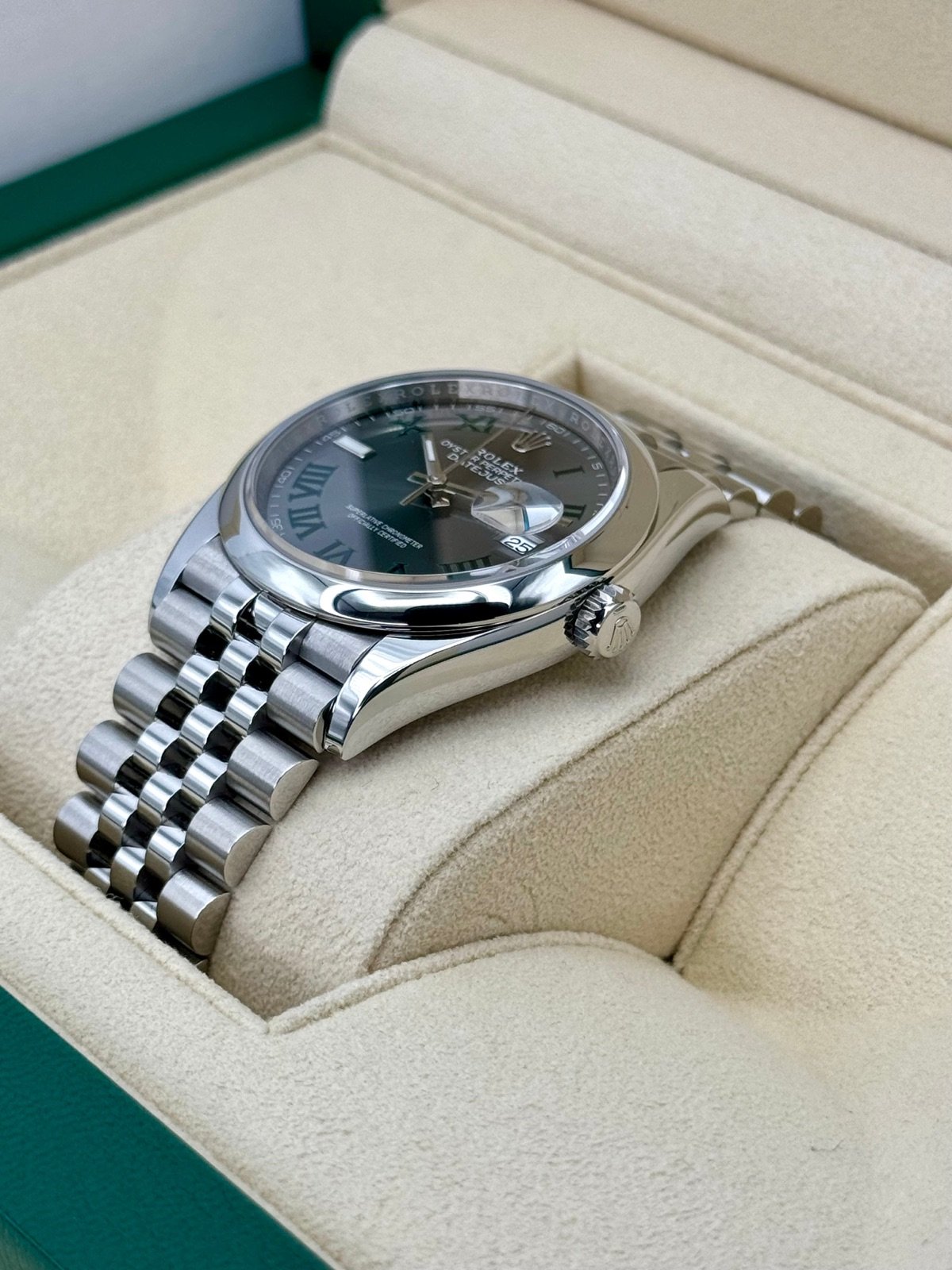 2023 Rolex Datejust 36mm 126200 Stainless Steel Jubilee Wimbeldon Dial - Image 5