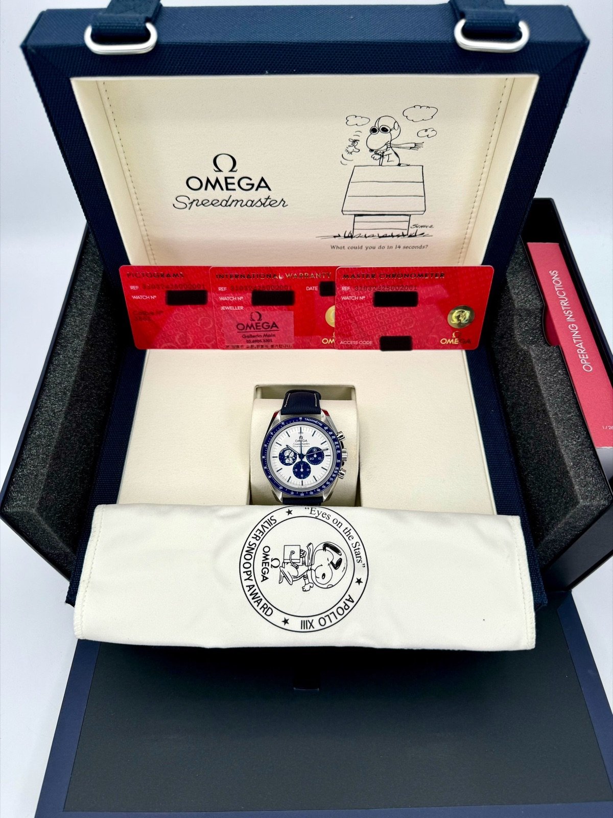2024 Omega Speedmaster Silver Snoopy Award 310.32.42.50.02.001 (Unworn) - Image 12