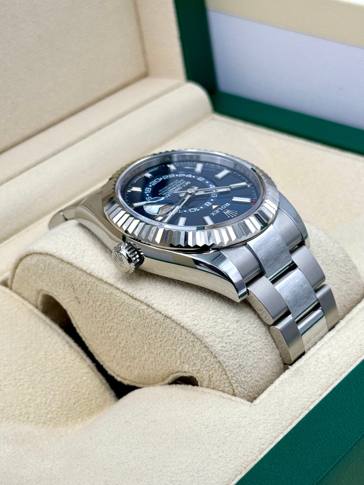 2024 Rolex Sky-Dweller 42mm 336934 Oyster Blue Dial (Unworn) - Image 8