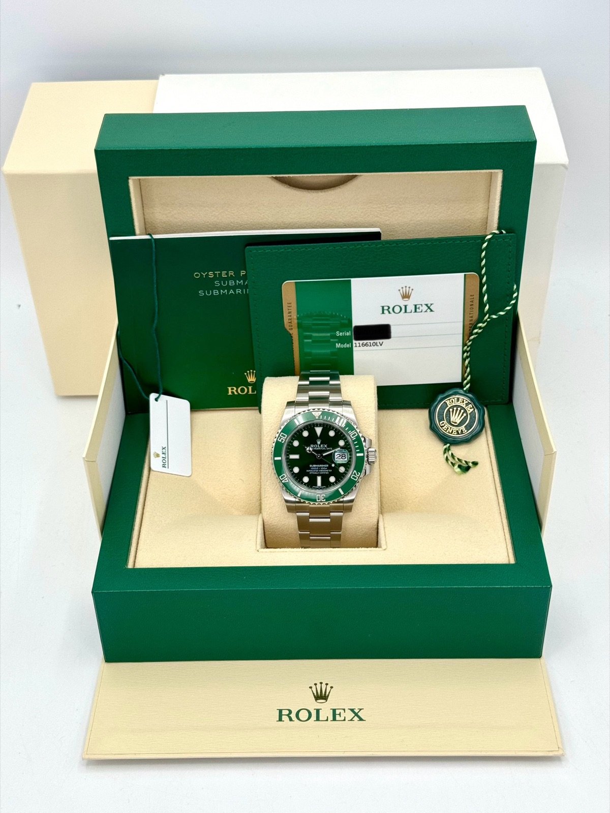 2017 Rolex Submariner “Hulk” 40mm 116610LV Green Dial - Image 12