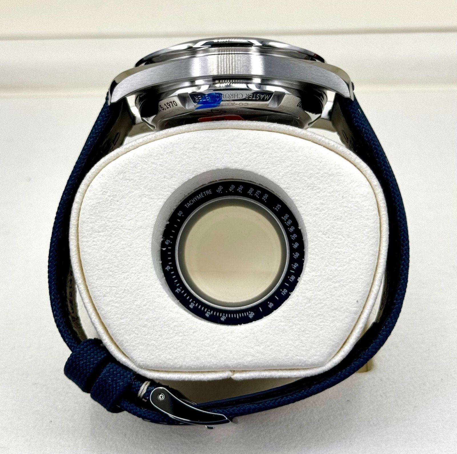 2024 Omega Speedmaster Silver Snoopy Award 310.32.42.50.02.001 (Unworn) - Image 10