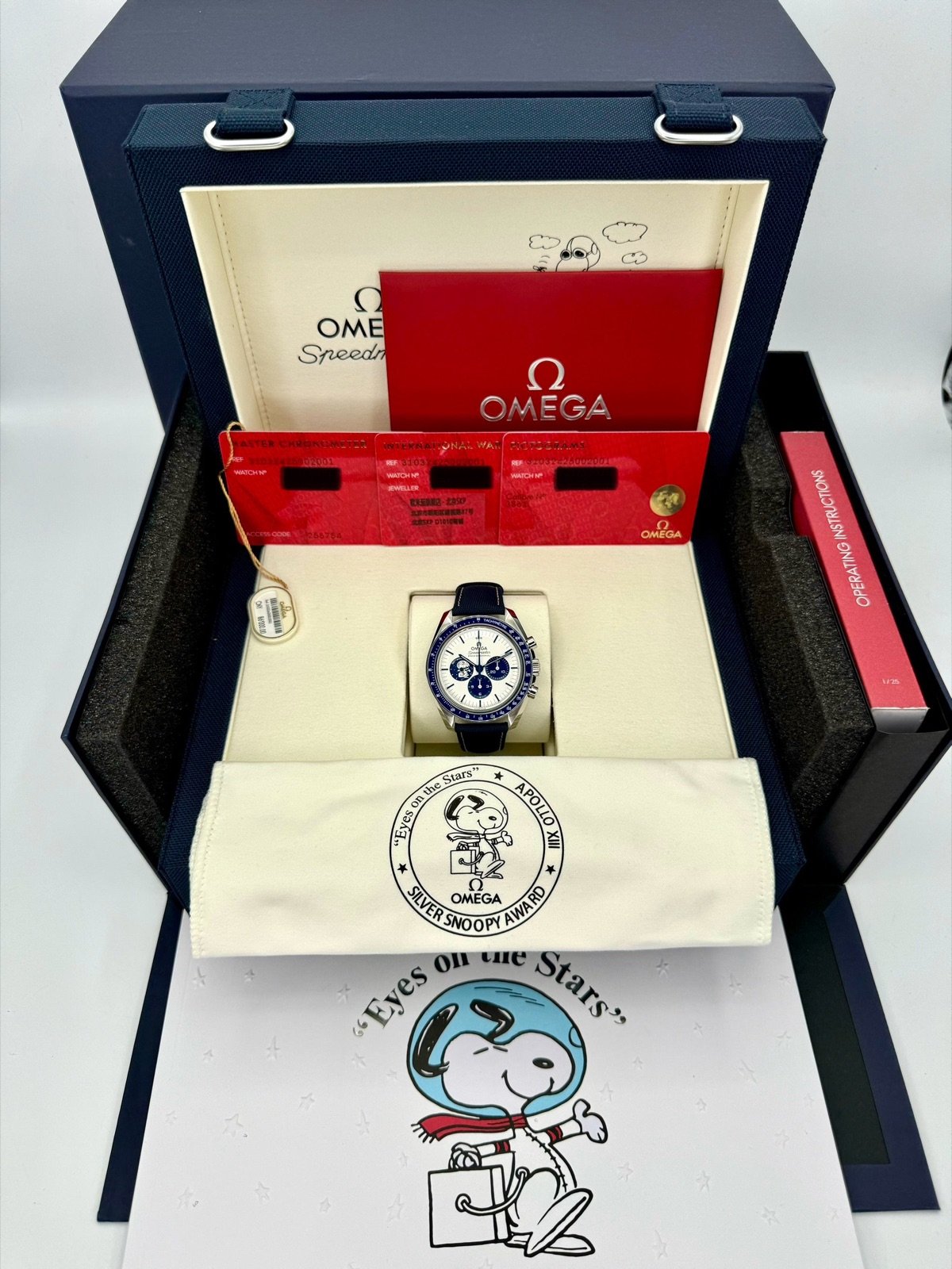 2024 Omega Speedmaster Silver Snoopy Award 310.32.42.50.02.001 (Unworn) - Image 12