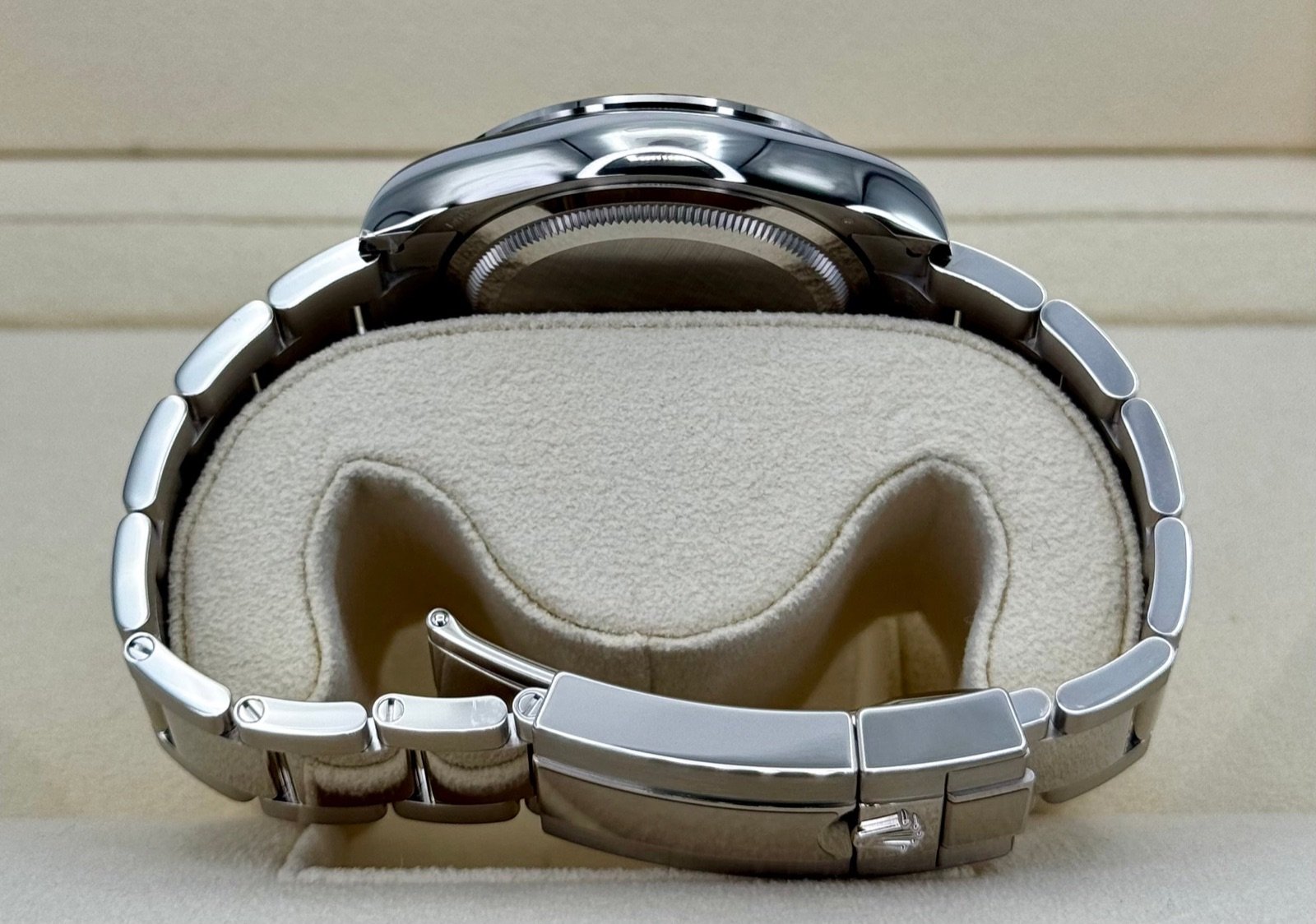 2024 Rolex Daytona 40mm 126509 White Gold Black Dial (Unworn) - Image 10