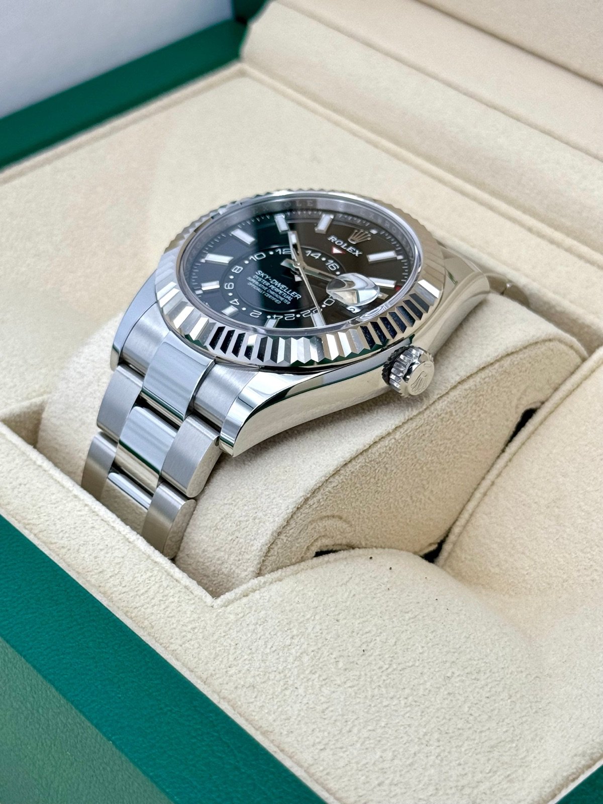 2024 Rolex Sky-Dweller 42mm 336934 Oyster Black Dial (Unworn) - Image 5