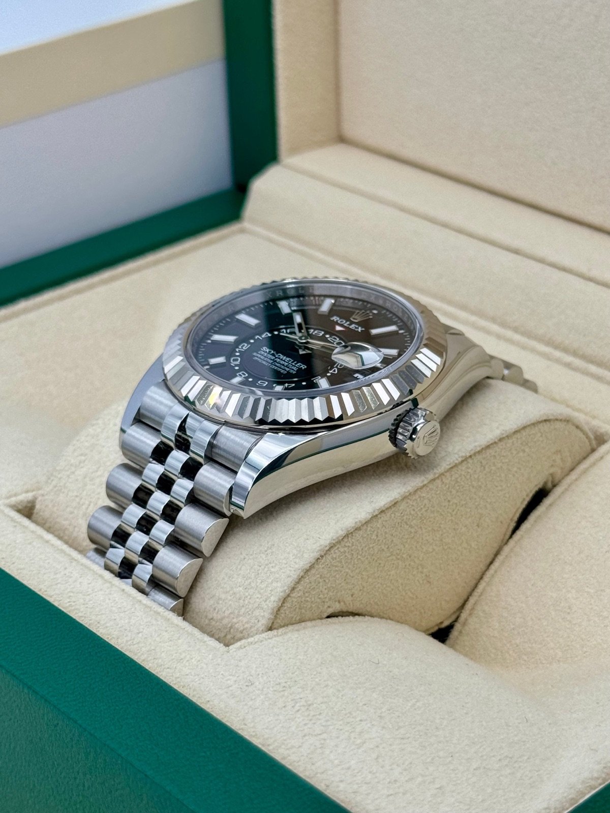 2024 Rolex Sky-Dweller 42mm 336934 Jubilee Black Dial (Unworn) - Image 5