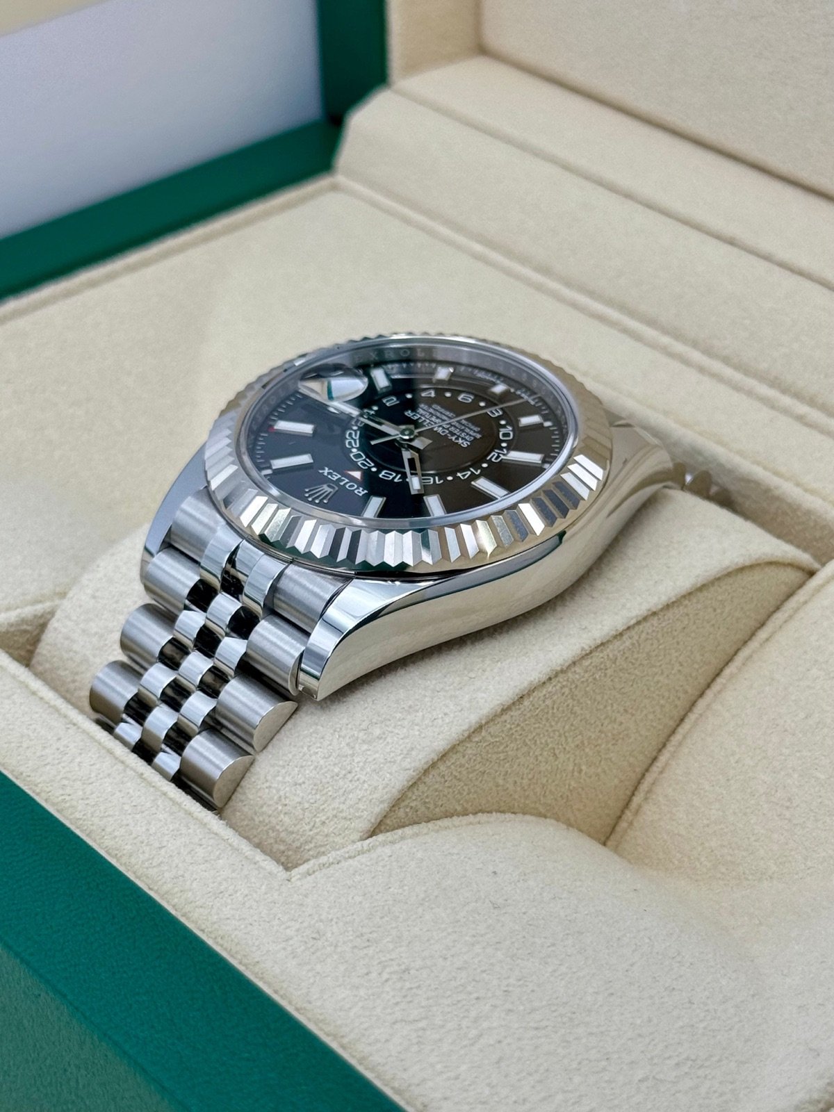 2024 Rolex Sky-Dweller 42mm 336934 Jubilee Black Dial (Unworn) - Image 7
