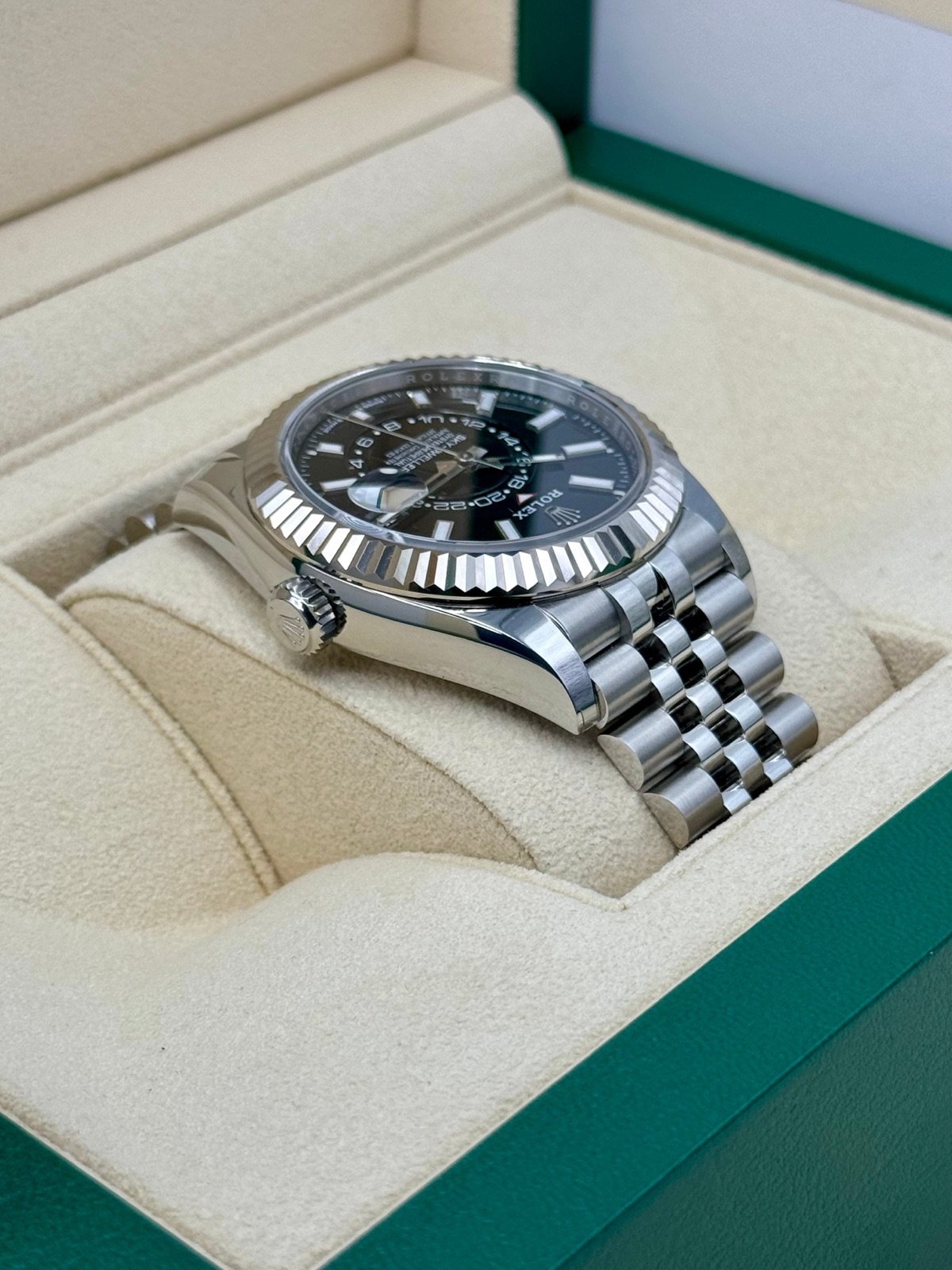 2024 Rolex Sky-Dweller 42mm 336934 Jubilee Black Dial (Unworn) - Image 8