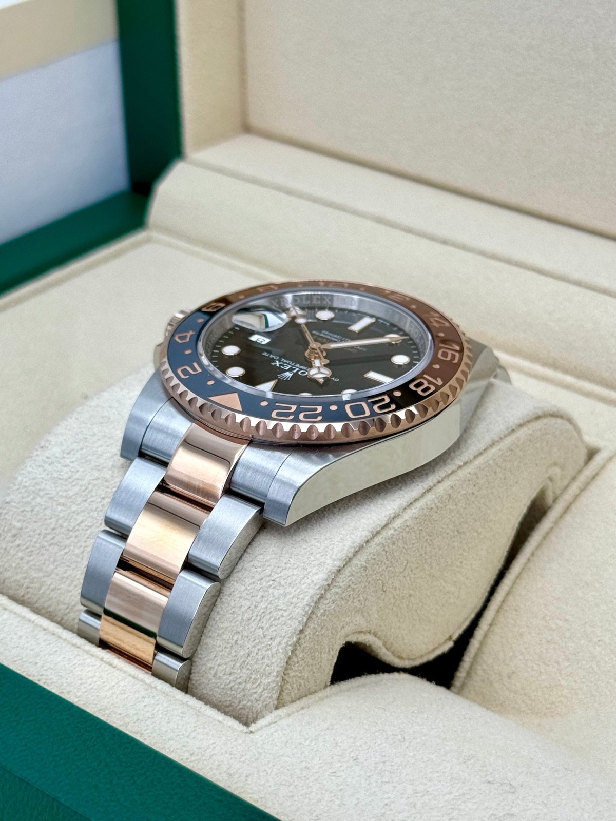 2023 Rolex GMT-Master II “Rootbeer” 40mm 126711CHNR Two-Tone (Unworn) - Image 7