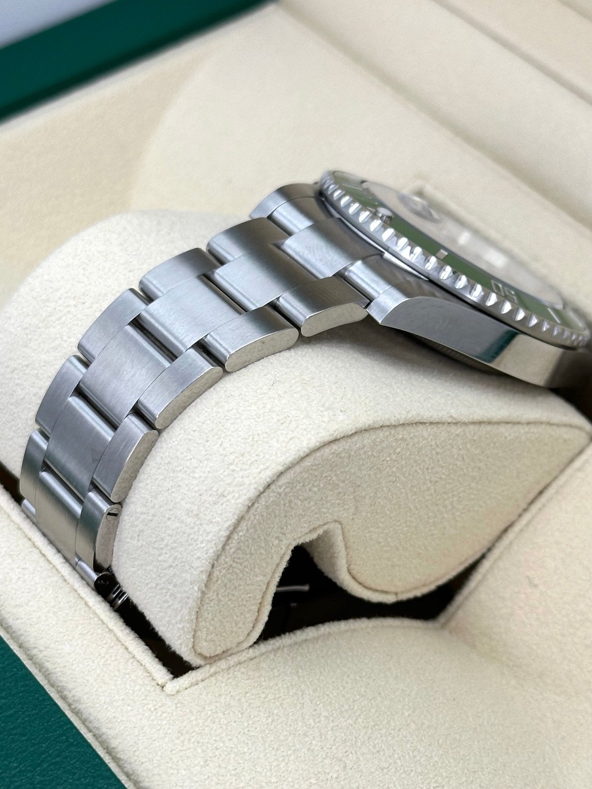 2024 Rolex Submariner “Starbucks” 41mm 126610LV Black Dial (Unworn) - Image 7