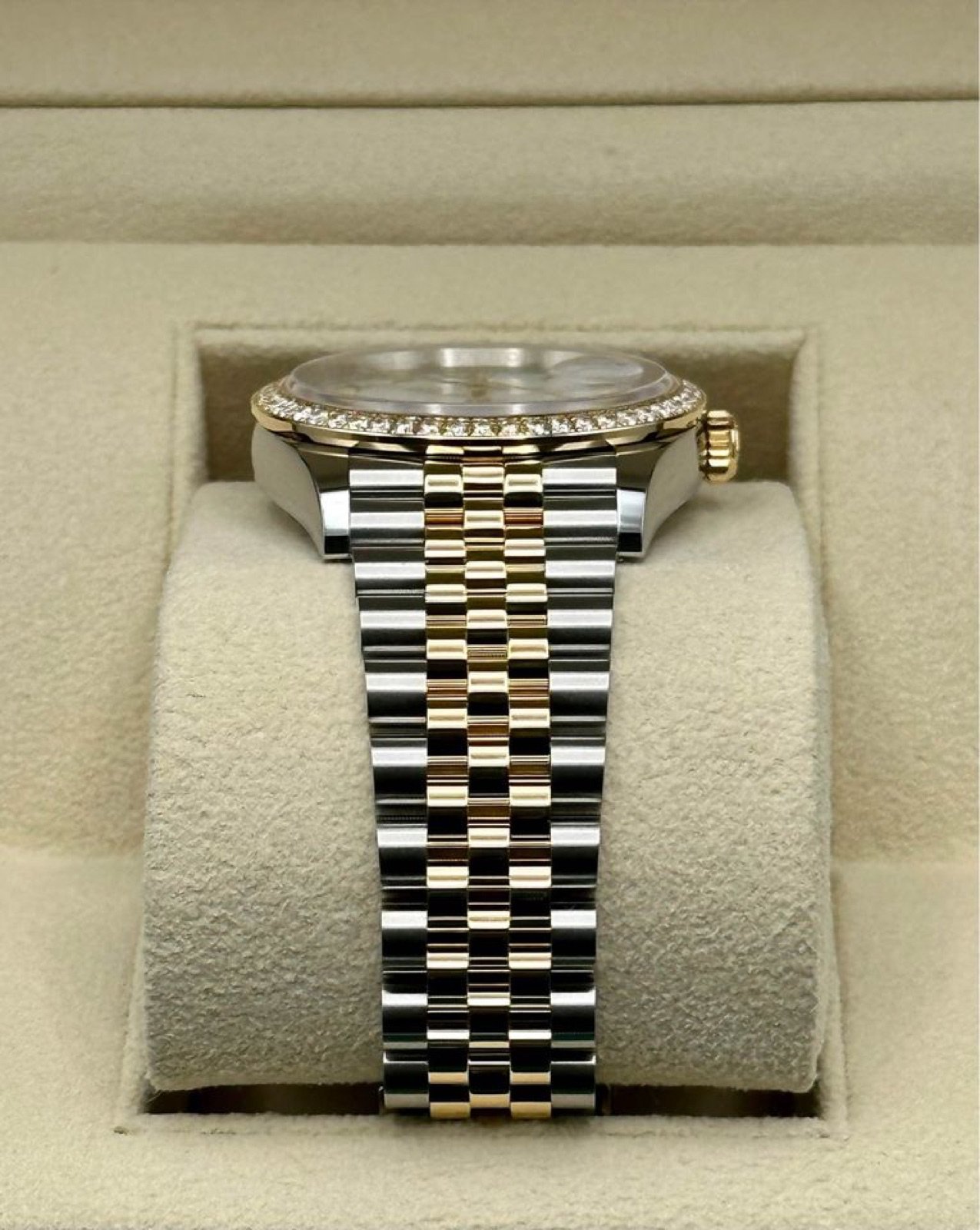 2024 Rolex Datejust 36mm 126283RBR Two-Tone Jubilee Diamond Bezel (Unworn) - Image 4