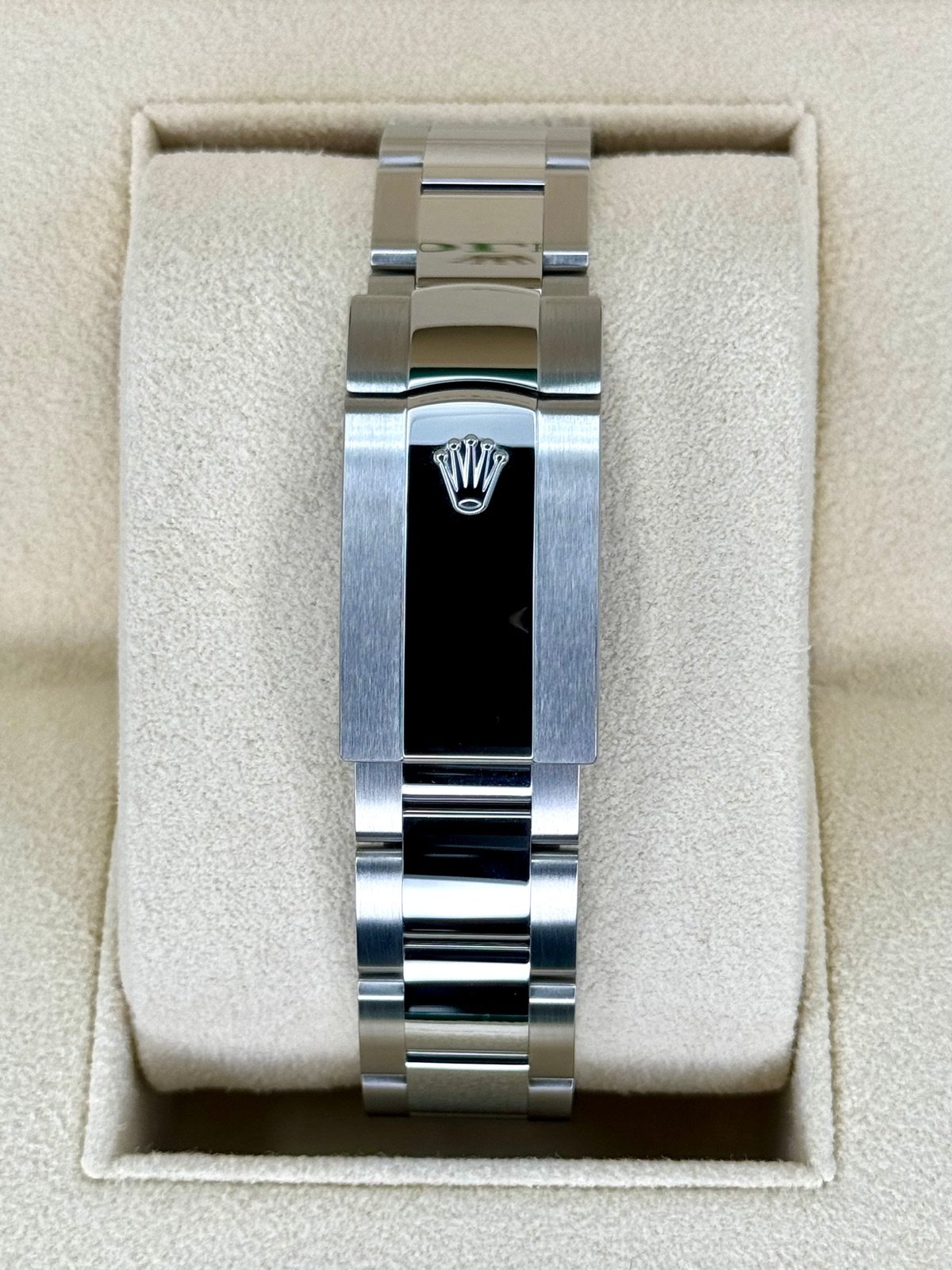 2023 Rolex Datejust 36mm 126200 Mint Green Dial (Unworn) - Image 2