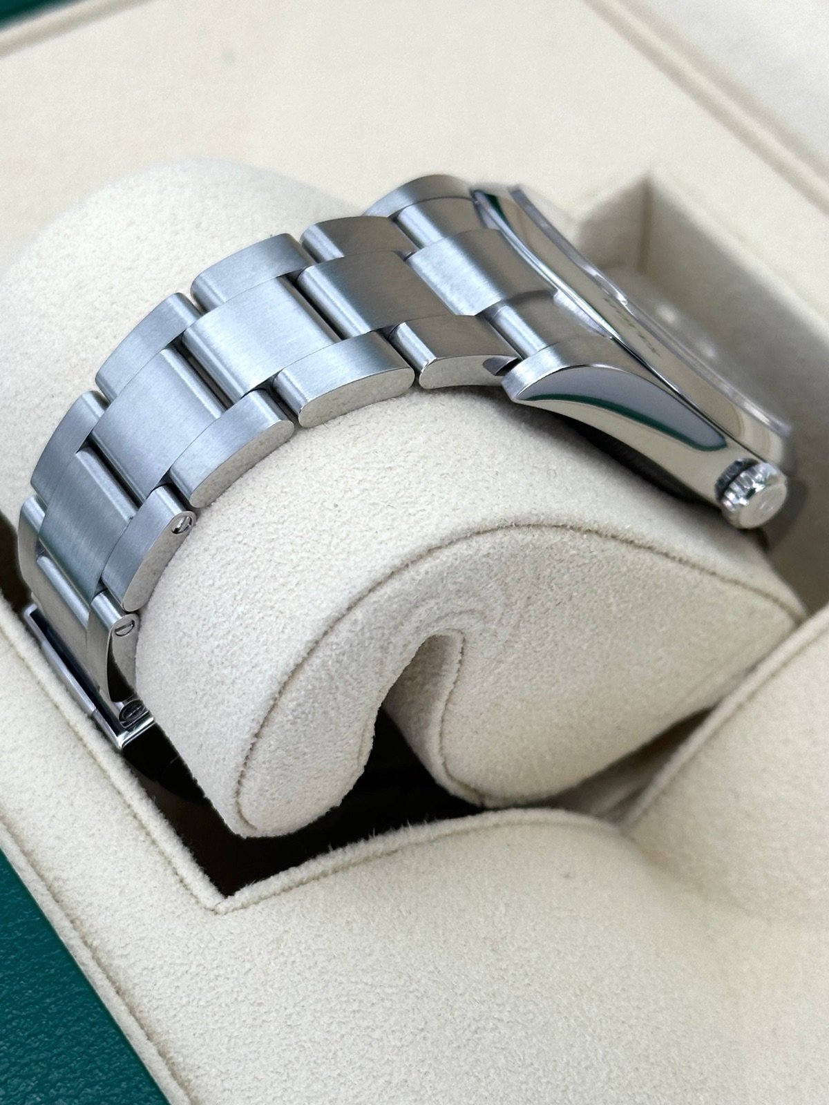 Rolex Oyster Perpetual 39mm 114300 Blue Dial - Image 5