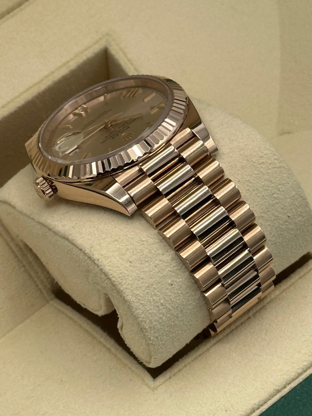 2023 Rolex Day-Date 40mm 228235 Presidential Rose Gold Sundust Dial (Unworn) - Image 4