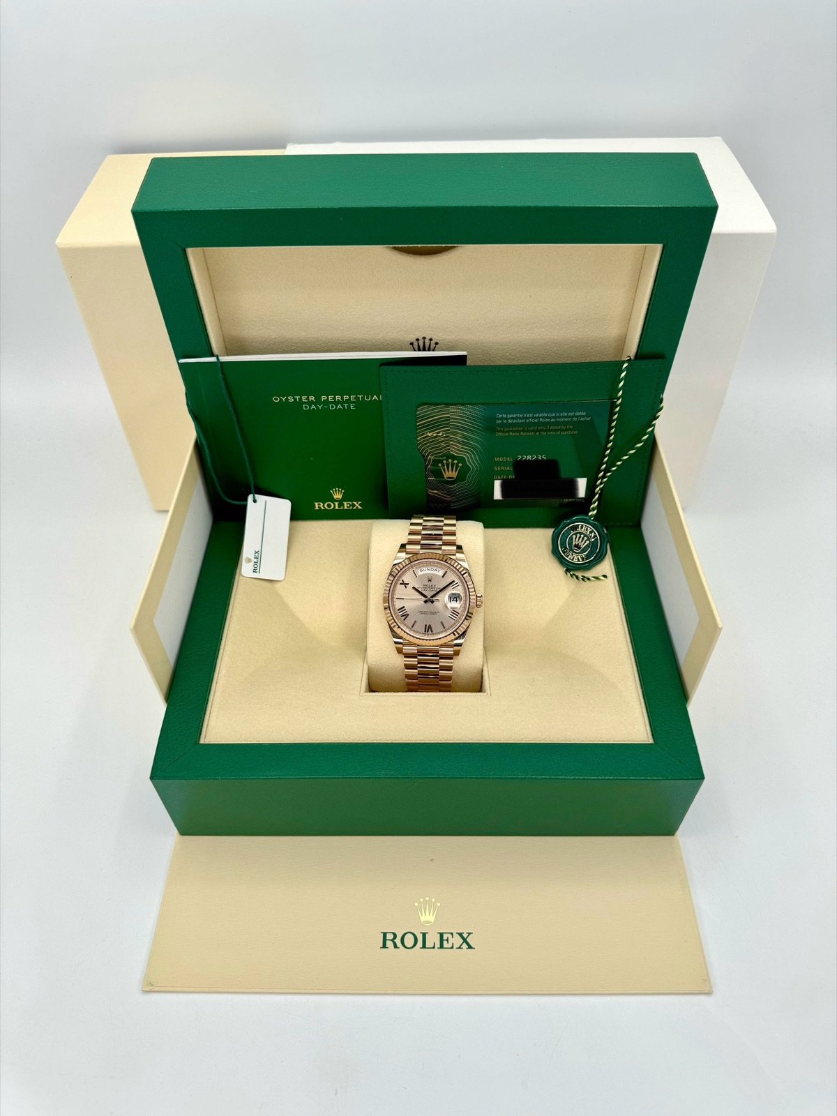 Rolex Day-Date 40mm 228235 Rose Gold Sundust Dial - Image 12