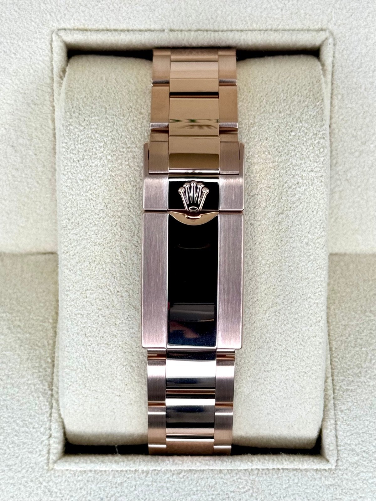 2024 Rolex Daytona 40mm 126505 Rose Gold Black Dial (Unworn) - Image 2