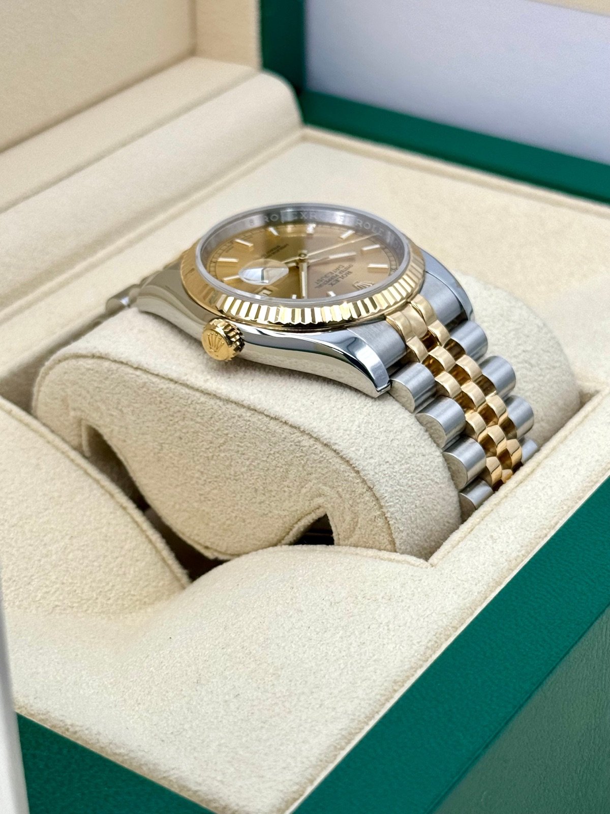 Rolex Datejust 36mm 116233 Two-Tone Jubilee Champagne Stick Dial - Image 8