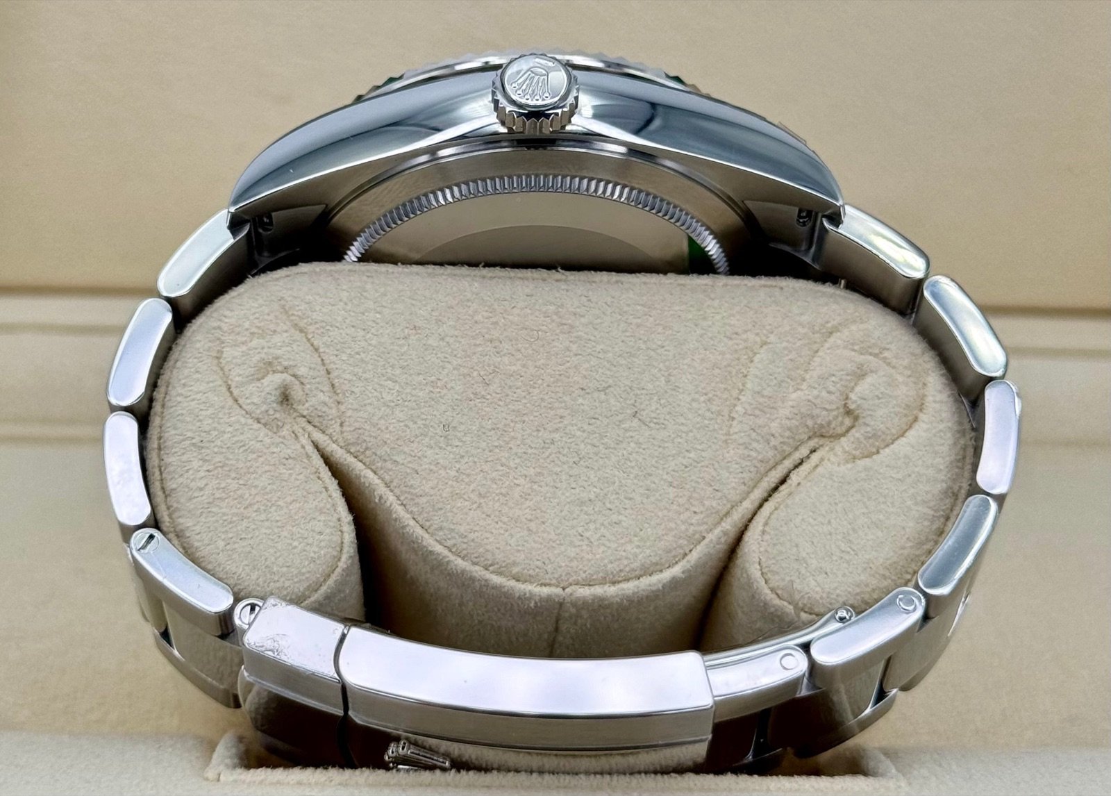 2022 Sky-Dweller 42mm 326934 Stainless Steel Oyster Blue Dial (Unworn) - Image 9
