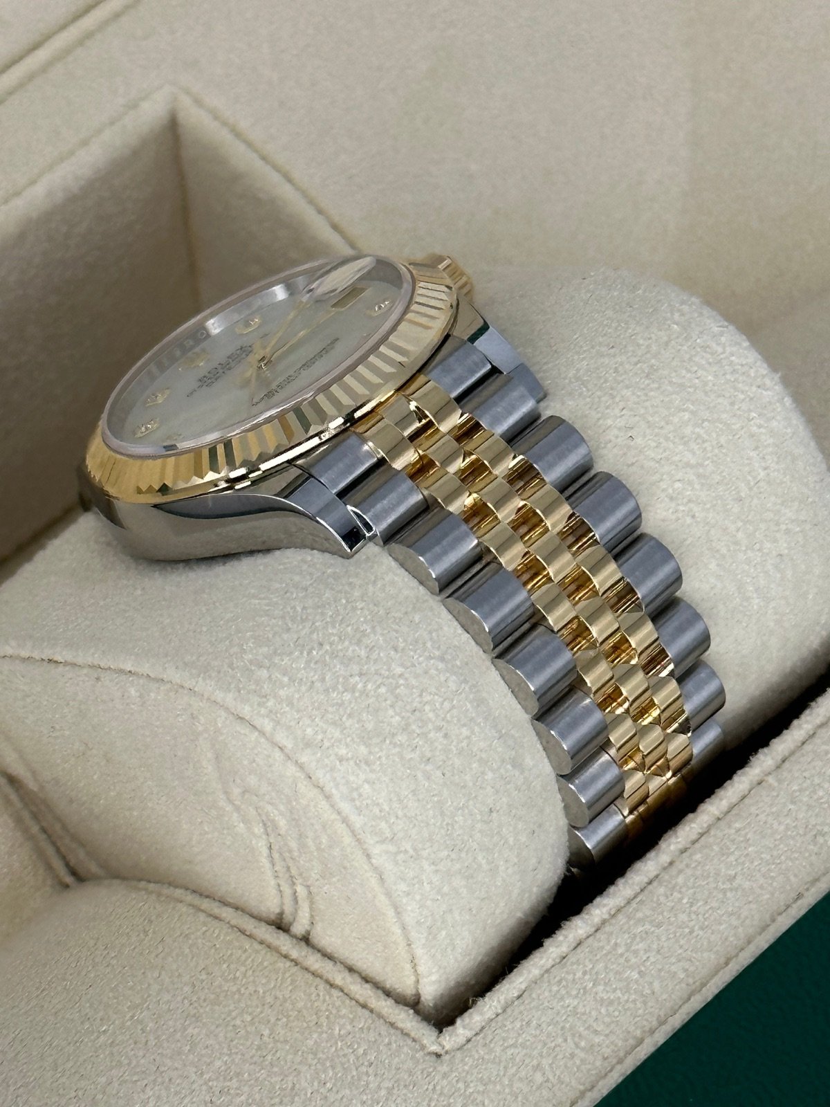 2023 Rolex Datejust 31mm 278273 Two-Tone Jubilee MOP Diamond Dial (Unworn) - Image 6