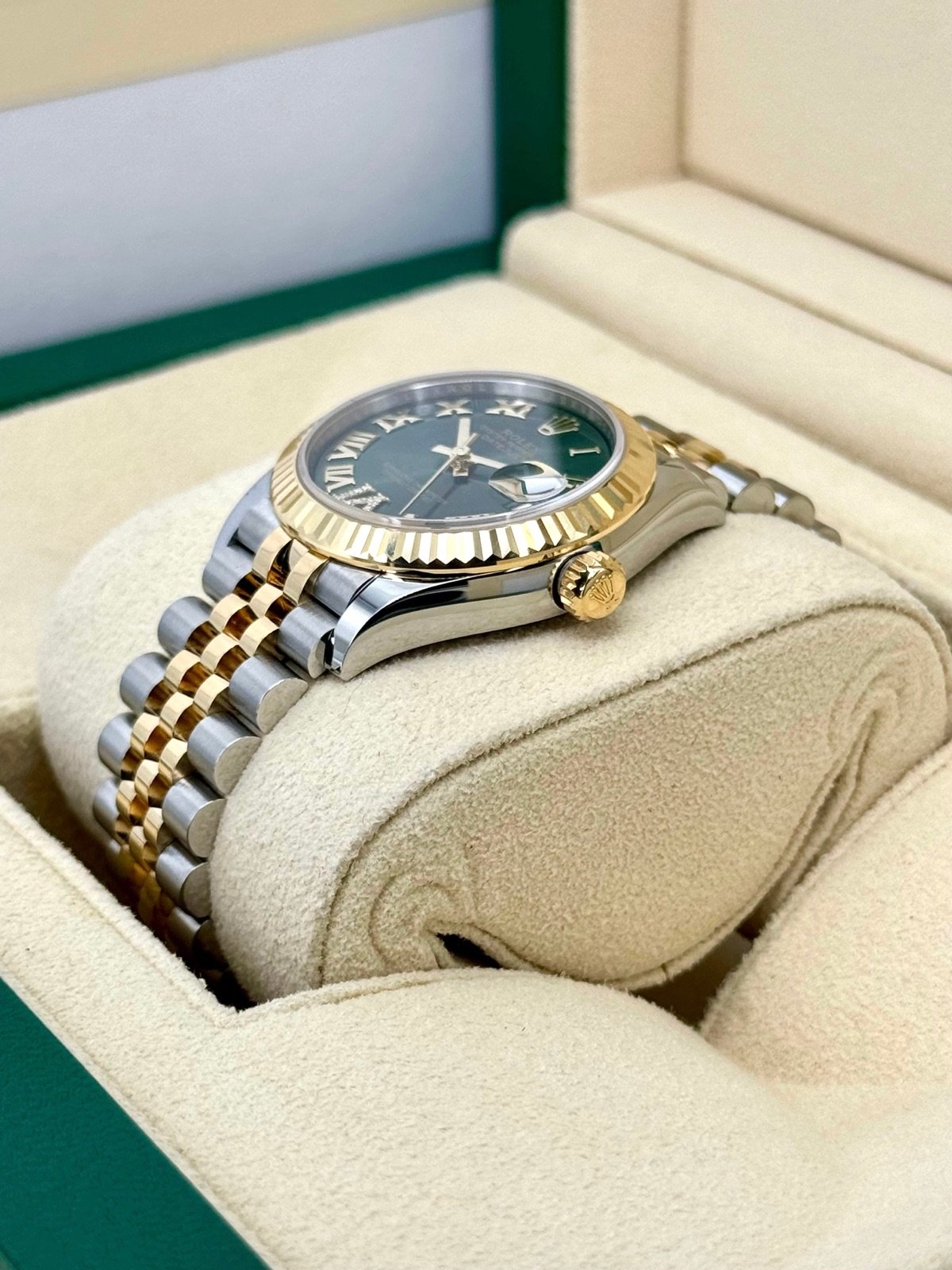 2023 Rolex Ladies Datejust 31mm 278273 Jubilee Green Dial (Unworn) - Image 5