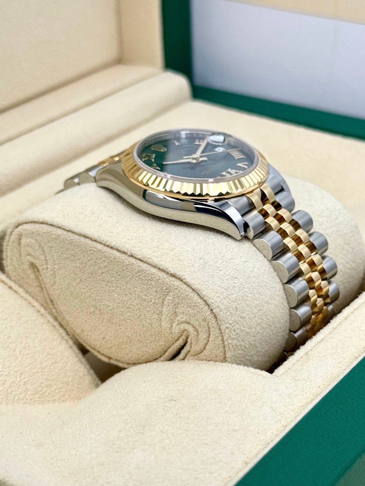 2023 Rolex Ladies Datejust 31mm 278273 Jubilee Green Dial (Unworn) - Image 6