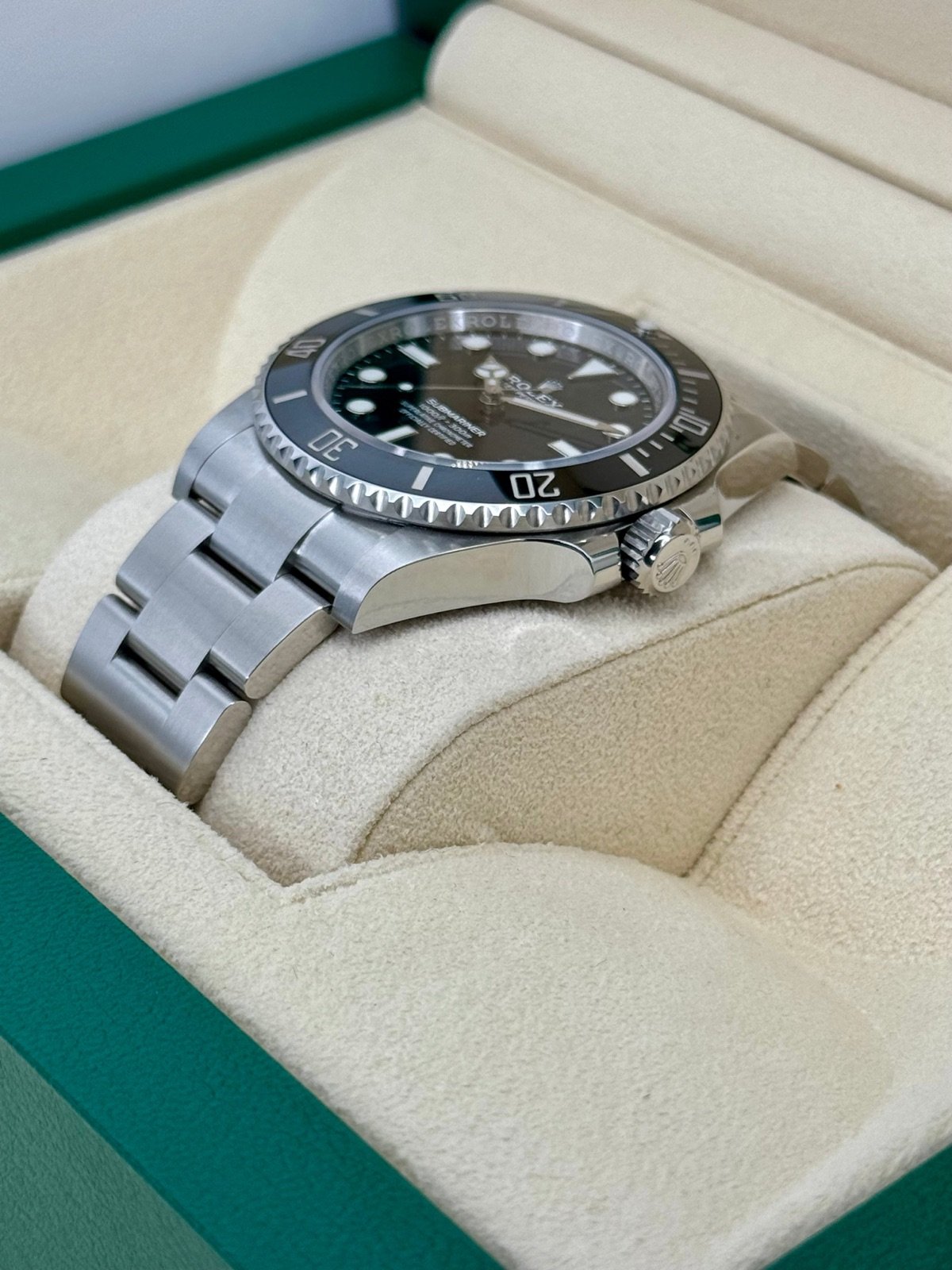 2023 Rolex Submariner 41mm 124060 Stainless Steel Black Dial (Unworn) - Image 5