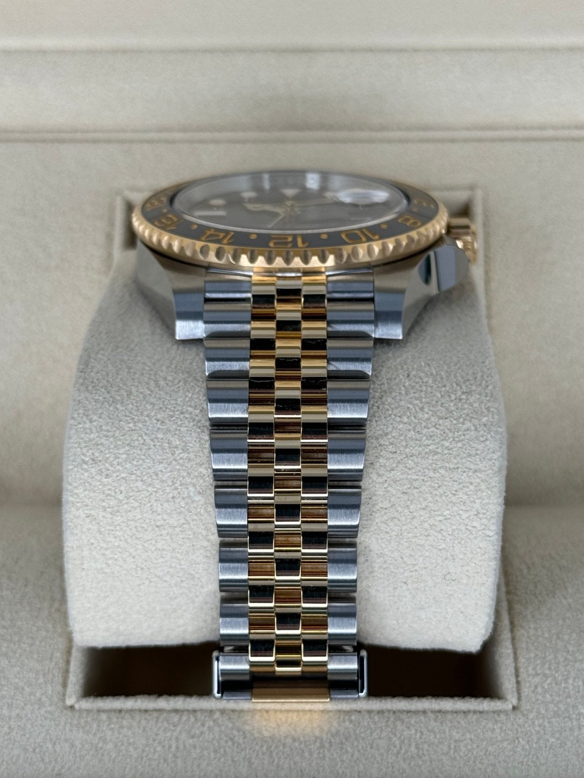 2023 Rolex GMT-Master II 40mm 126713GRNR Two-Tone Jubilee (Unworn) - Image 3