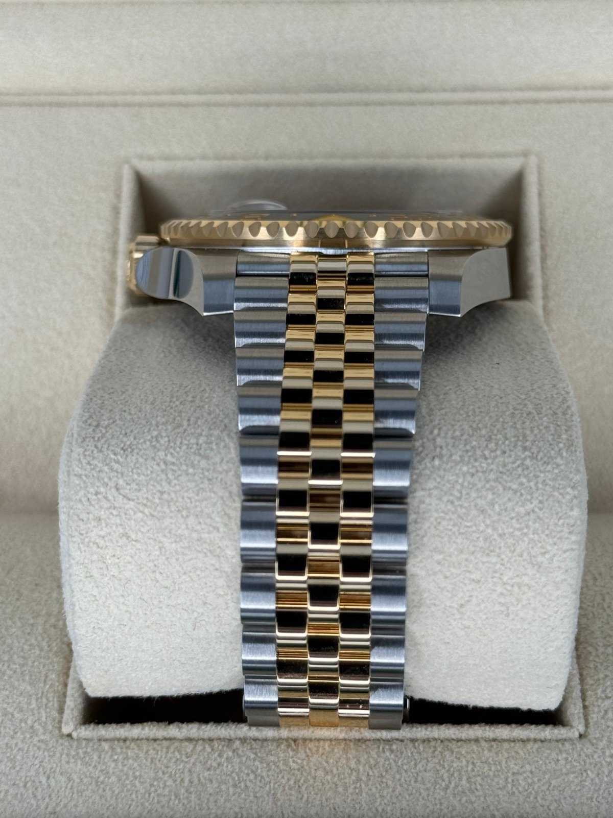 2023 Rolex GMT-Master II 40mm 126713GRNR Two-Tone Jubilee (Unworn) - Image 4