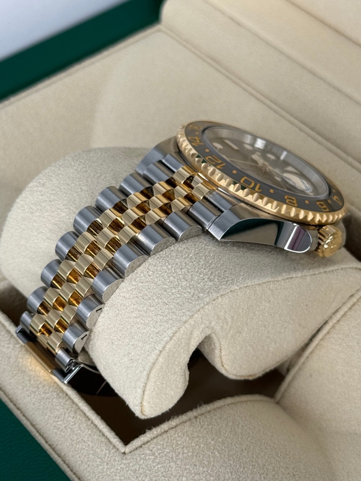 2023 Rolex GMT-Master II 40mm 126713GRNR Two-Tone Jubilee (Unworn) - Image 5