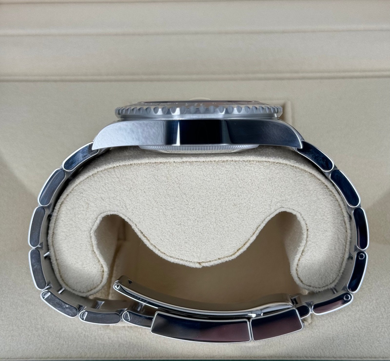 2023 Rolex GMT-Master II “Pepsi” 40mm 126710BLRO Oyster (Unworn) - Image 10