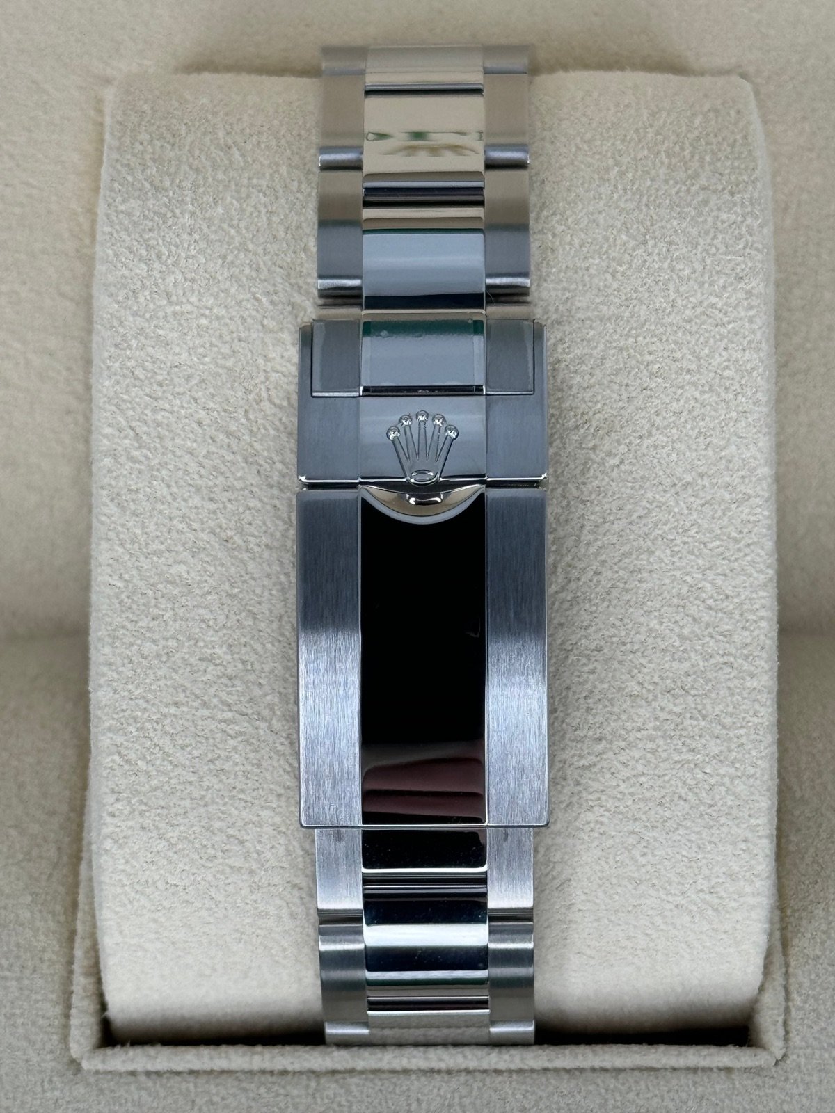 2023 Rolex GMT-Master II “Pepsi” 40mm 126710BLRO Oyster (Unworn) - Image 2