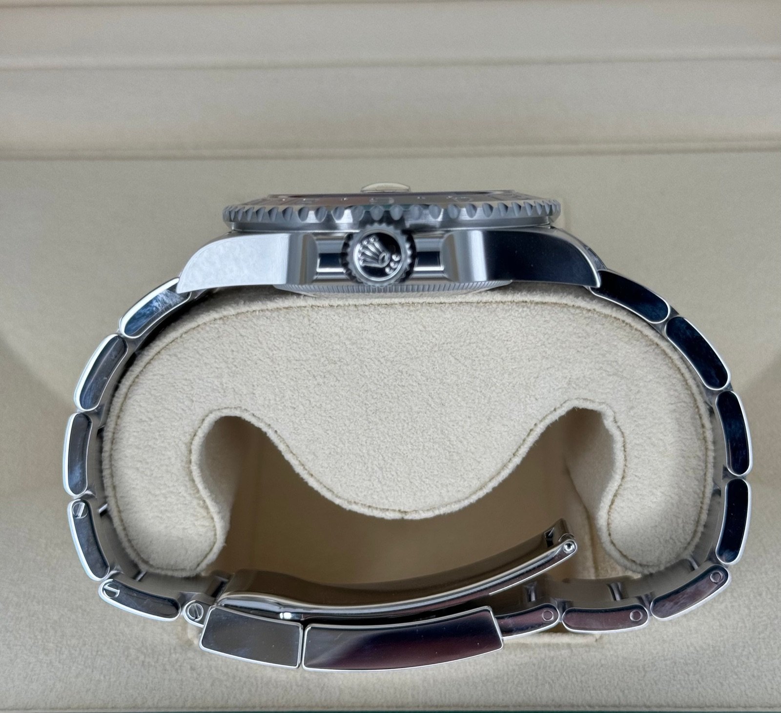 2023 Rolex GMT-Master II “Pepsi” 40mm 126710BLRO Oyster (Unworn) - Image 9