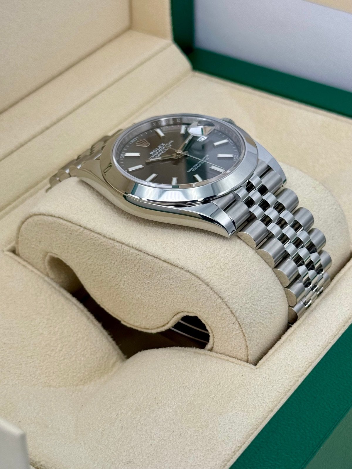 Rolex 2023 Datejust 41mm 126300 Jubilee Rhodium Dial (Unworn) - Image 6