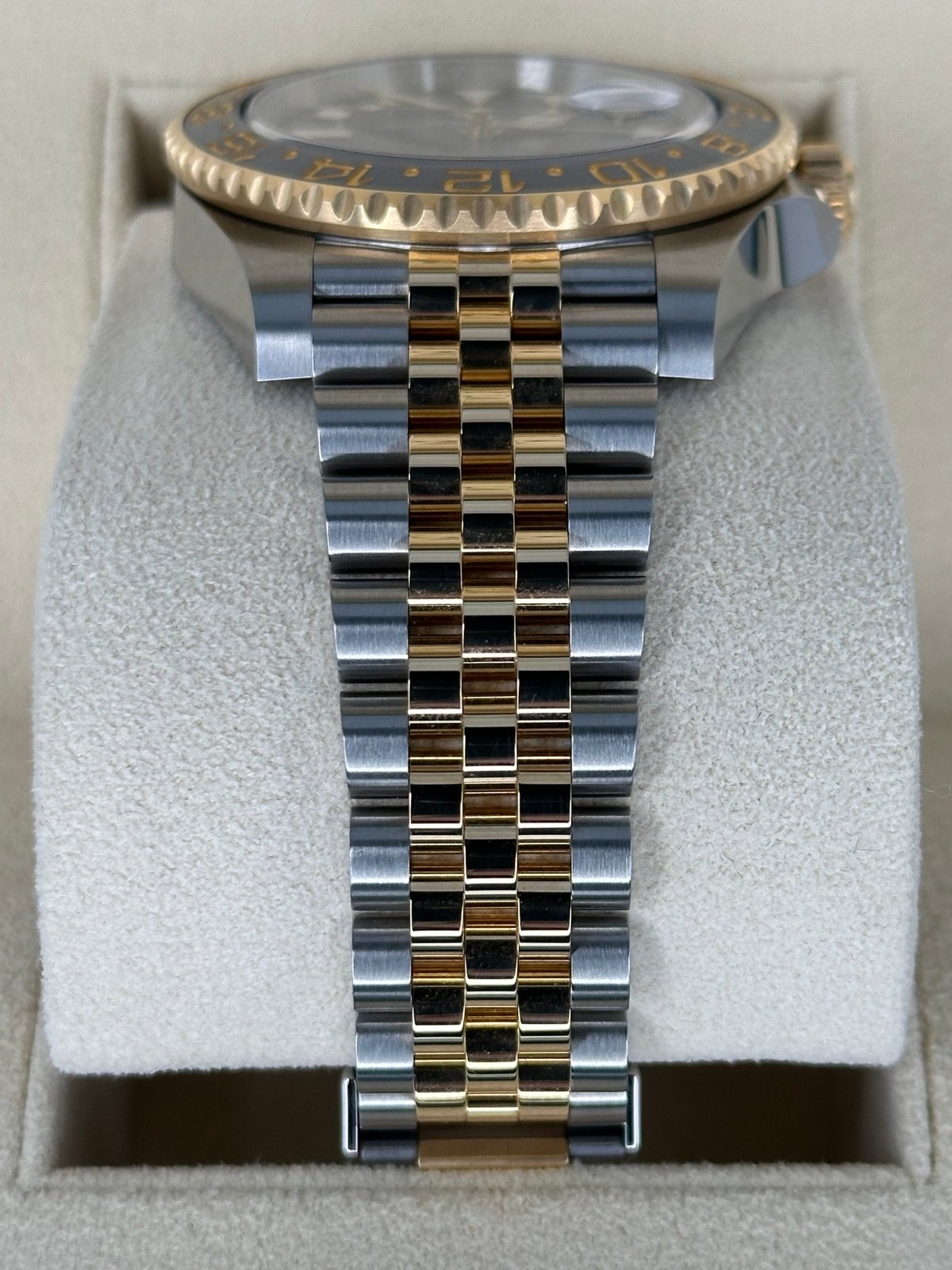 2023 Rolex GMT-Master II 40mm 126713GRNR Two-Tone Jubilee (Unworn) - Image 3