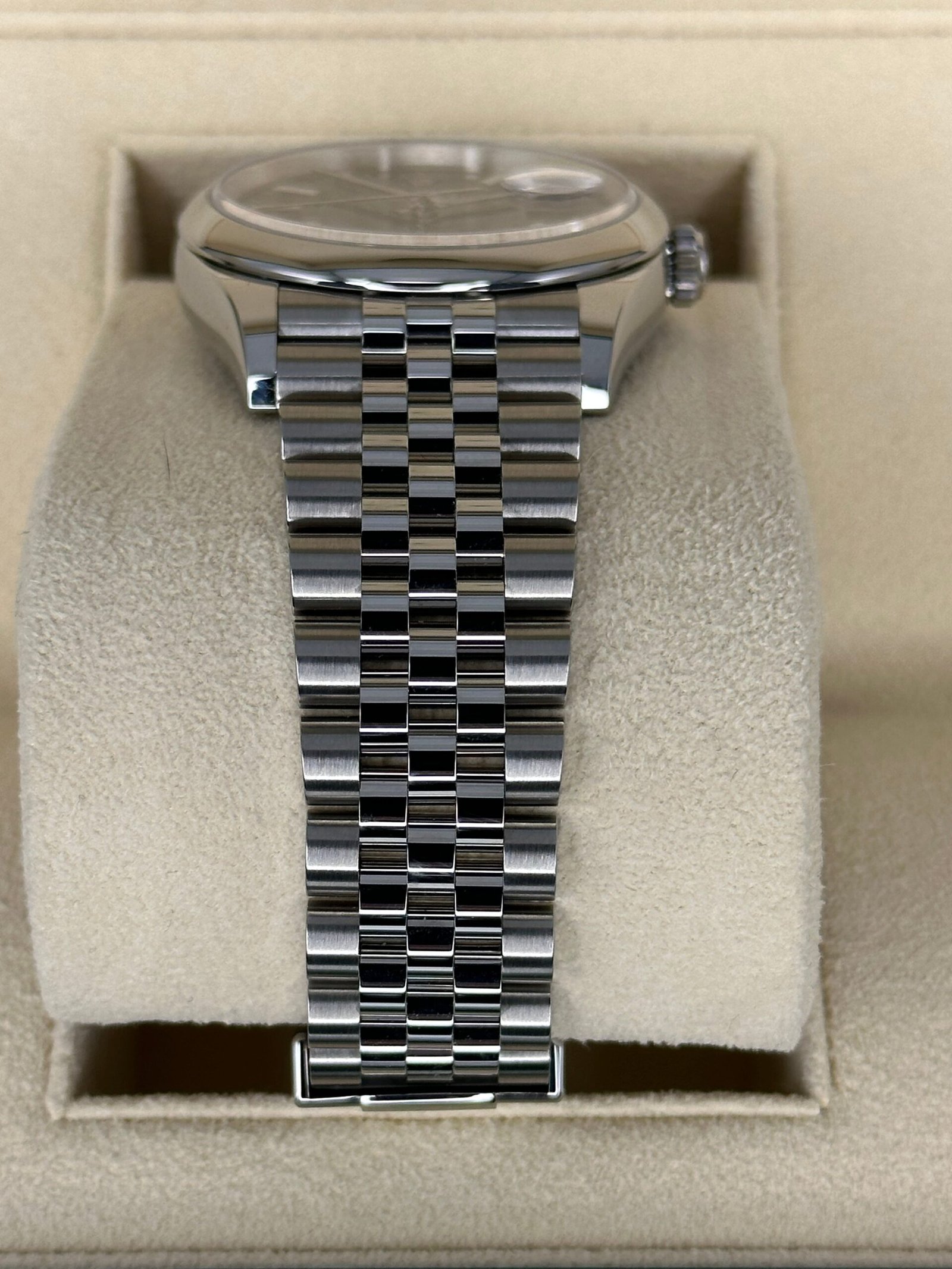 2023 Rolex Datejust 36mm 126200 Jubilee Blue Stick Dial (Unworn) - Image 3