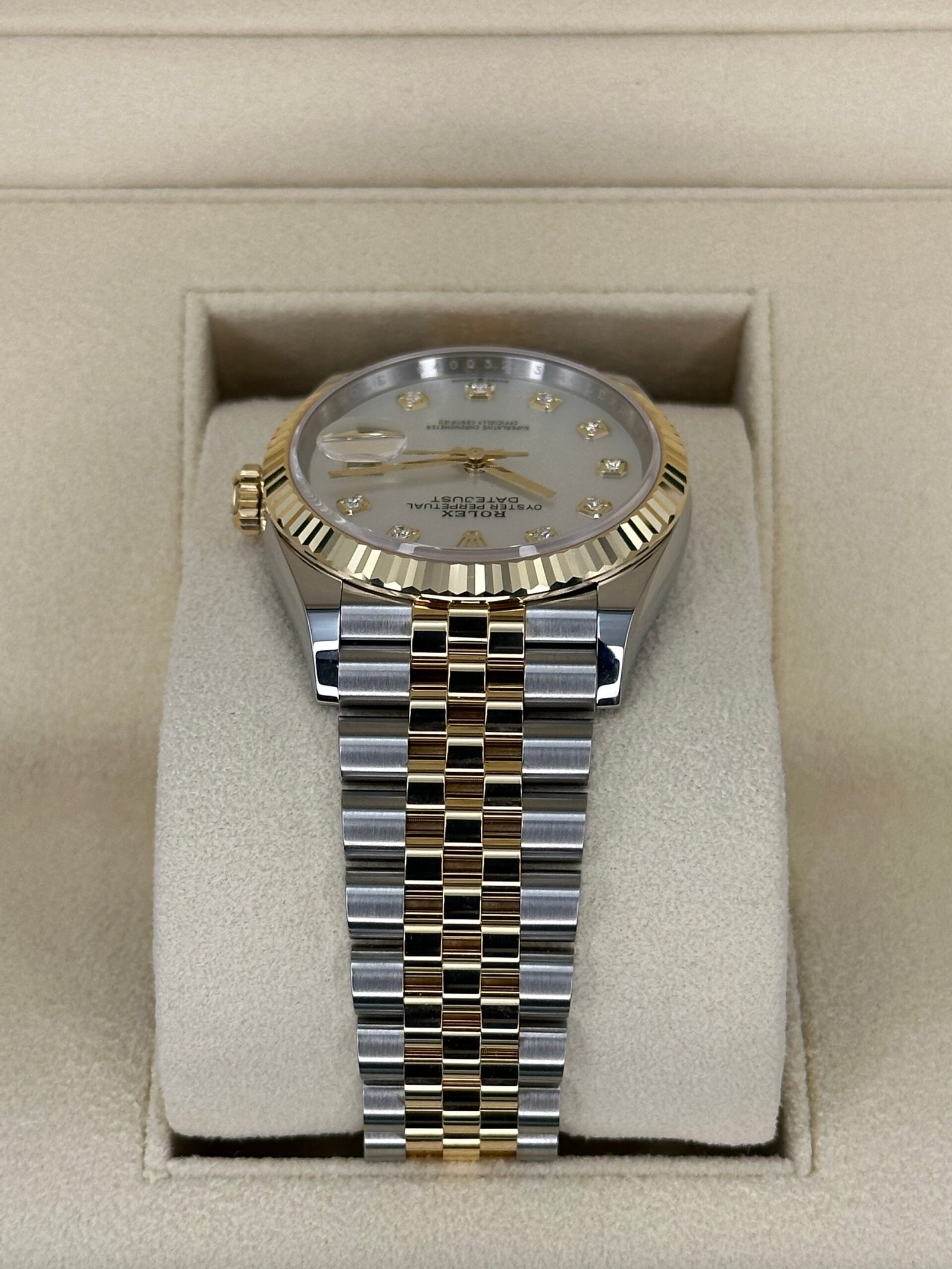 2023 Rolex Datejust 36mm 126233 Mother of Pearl Diamond Dial (Unworn) - Image 4