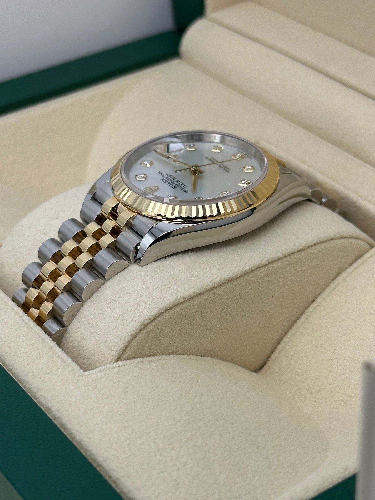 2023 Rolex Datejust 36mm 126233 Mother of Pearl Diamond Dial (Unworn) - Image 7