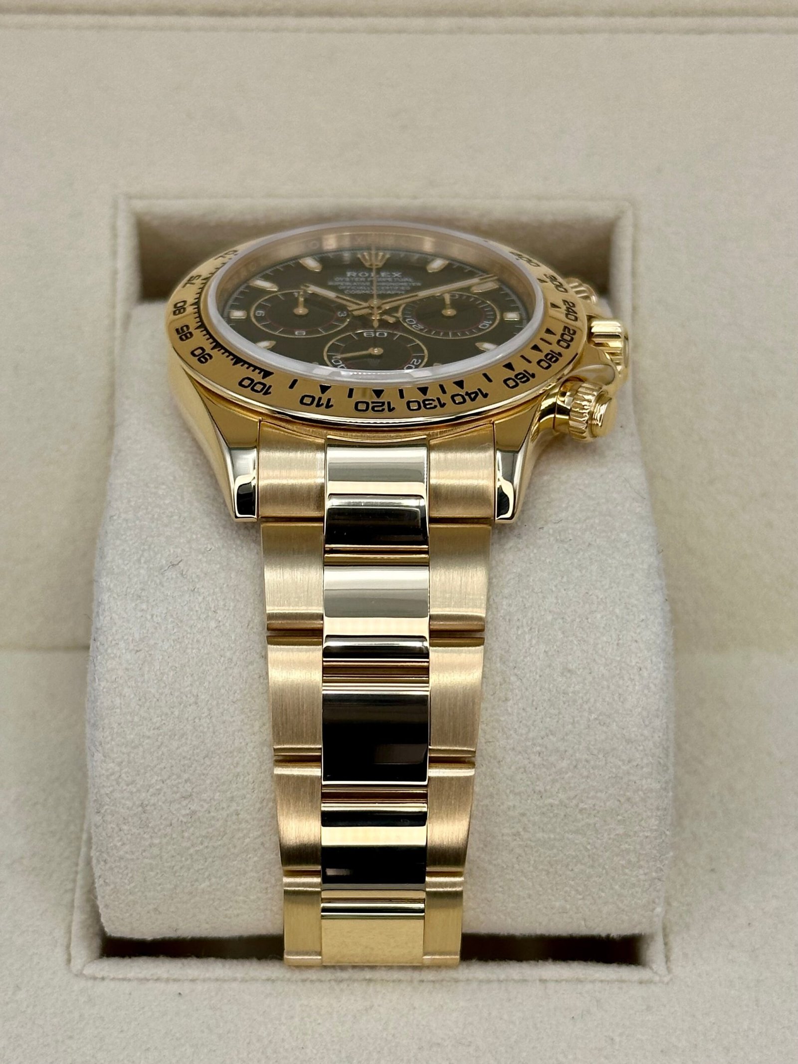 Rolex Daytona “John Mayer” 40mm 116508 Yellow Gold Green Dial - Image 3