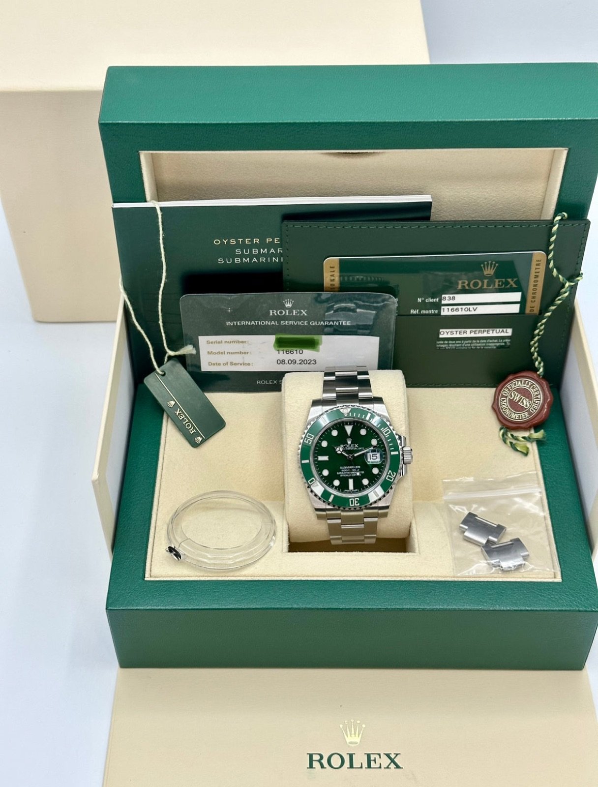 2015 Rolex Submariner “Hulk” 40mm 116610LV Green Dial - Image 10