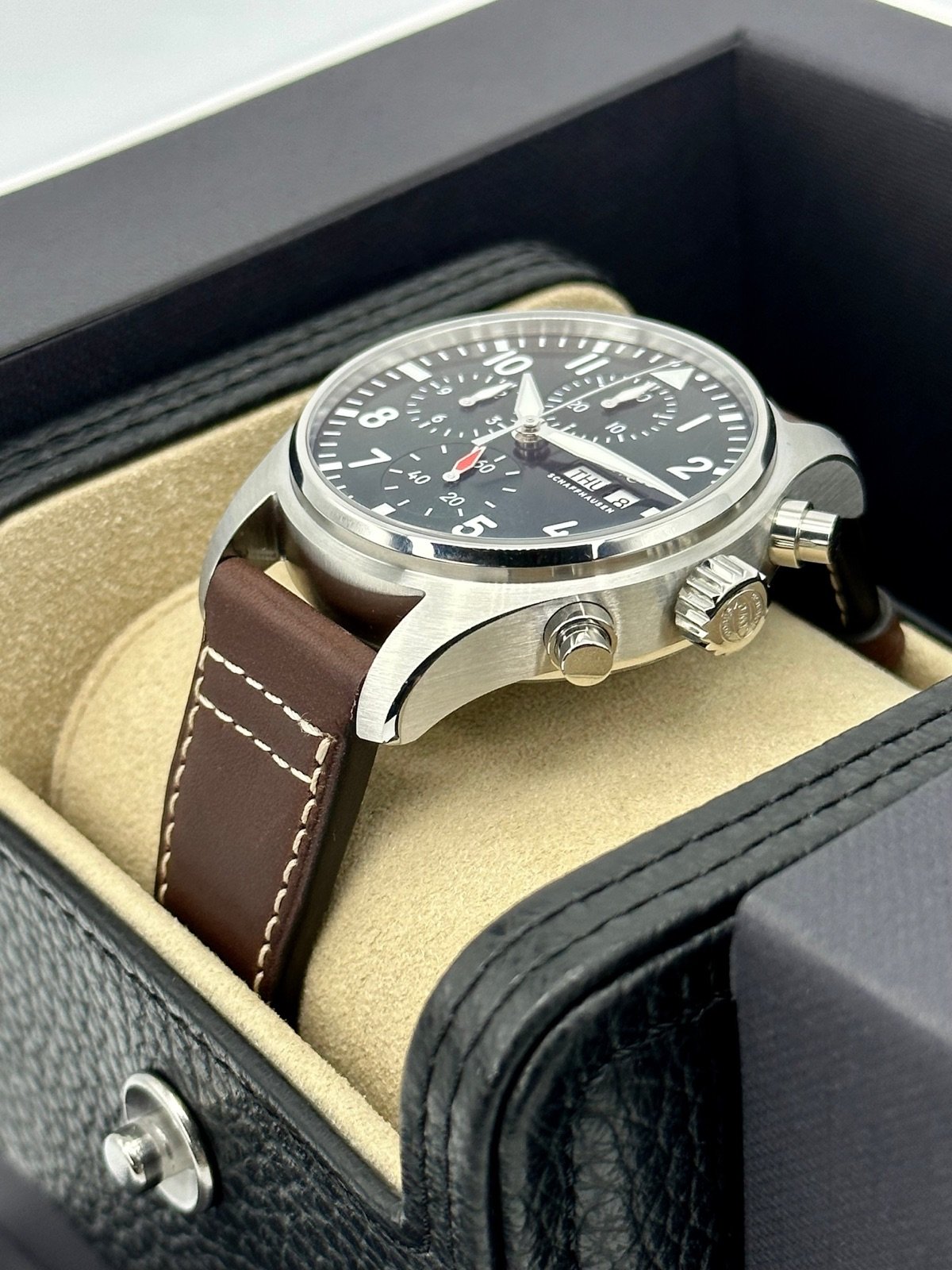 2023 IWC Pilot’s Chronograph 41mm IW388103 Stainless Steel Green Dial (Unworn) - Image 5