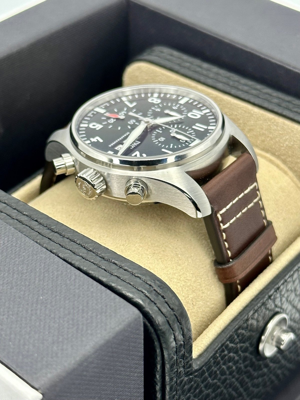 2023 IWC Pilot’s Chronograph 41mm IW388103 Stainless Steel Green Dial (Unworn) - Image 8